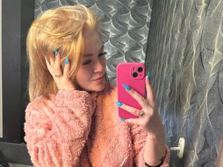 chat room free ElizabethCamaro
