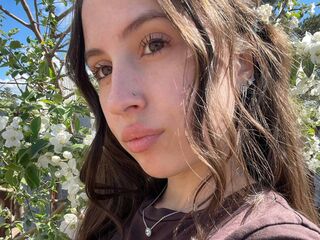 closeup cam ElizabethJager