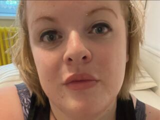 naked girl with webcam EllaConway