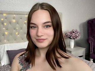 camgirl playing with dildo ElleMills