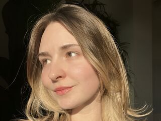 hot camwhore EmaSchlotzhauer