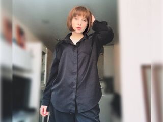 girl webcam show EmillyHall