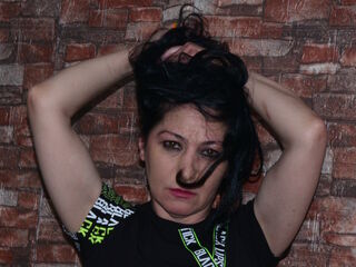 camwhore masturbating with vibrator ErikaElvie