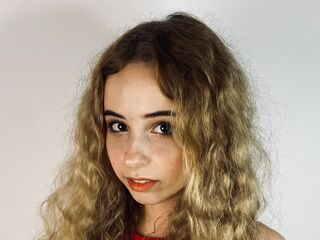 naked girl with webcam masturbating with dildo EugeniaGroomes