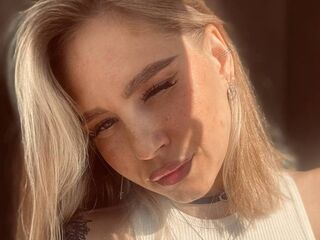camgirl fingering pussy EvelinaDarkmoor