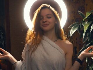 camgirl masturbating FloraBenny