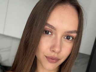 fingering girl GeralynSchuck