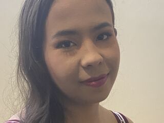 shower livecam HanaMontenegro