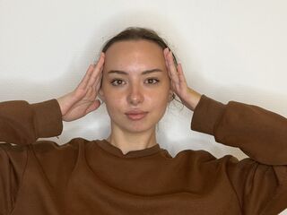 naked webcam girl HertaLaraby