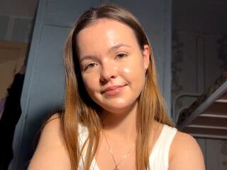 naked girl with webcam masturbating with vibrator HollyCathrin