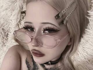camwhore nude IraidaFairleigh