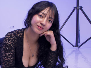 sexy webcam girl IsabellaBot