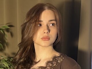 hot cam girl masturbating with dildo JamesLangel