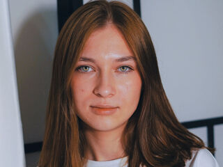 fingering girl cam picture JaniceHumprey