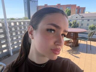 hot strip tease webcam JanieWeyhrauch