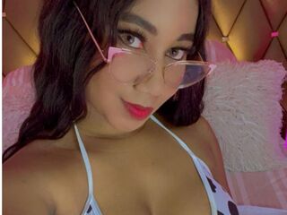 beautiful webcam girl JannaYhowns