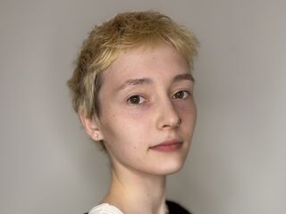 hot cam JenelleBarette