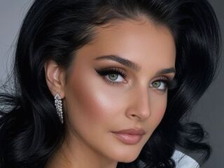 camslut masturbating JuliaRhode