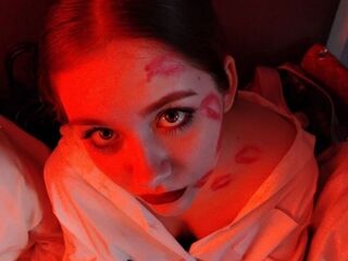 webcamgirl chat room JuneGutierrez