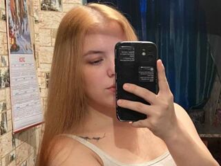 camgirl webcam photo KarrieAnesi