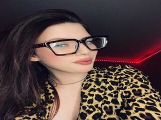 naked camgirl fingering pussy KassieLonzo