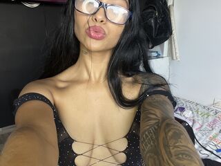 nude webcamgirl photo KatieReyes