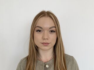 fingering webcamgirl KenishaDiamond