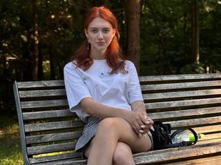 cam girl live webcam video KiraBless