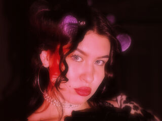 hot camwhore LarondaSuitt