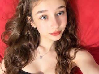 cam whore LashawnLebert
