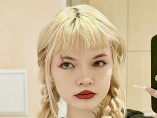 girl showing pussy LatashaLafevre