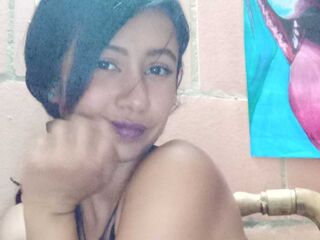 chat room live show LauSommers