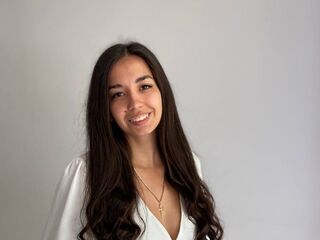 cam strip tease LettyKaminska