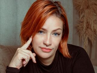 naked webcam girl LilySweet