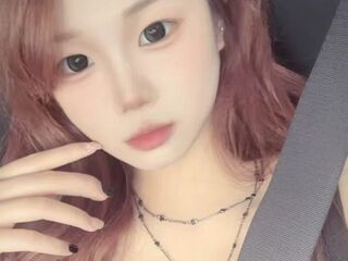 fingering cam girl LisaMarora