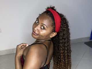 beautiful cam girl LizzyClem