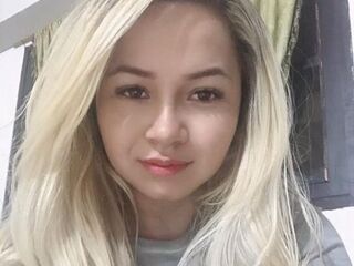 naughty cam girl fingering shaved pussy LollyBelle