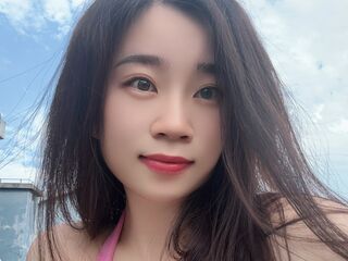 live webcam performer Luckweina