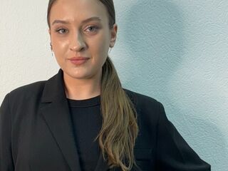 chat room live cam LyndaEstle