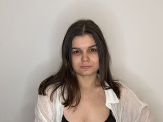 camwhore masturbating with dildo MabelleMuther
