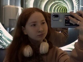 camgirl live porn MadgeRemerez