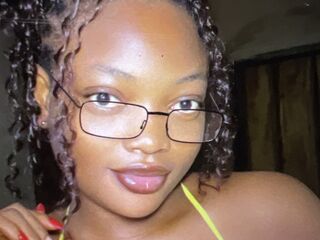 camwhore naked MakyDina