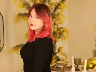 camgirl showing tits MaryAudley