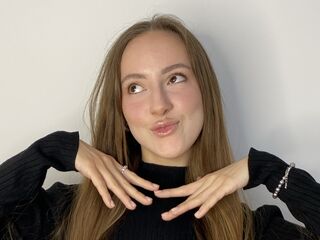 real live cam MertieStaheli