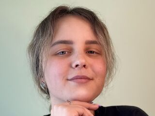 livesex MichaeleBendall