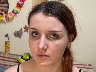 naughty camwhore MilanaKlark