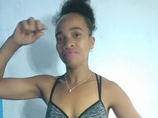 webcam babe chatroom MireilleJean