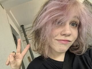 camgirl masturbating with vibrator NieshaBendas