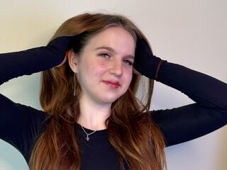 adult webcam NilaBudy