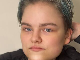 naked webcam girl video NilaPerine